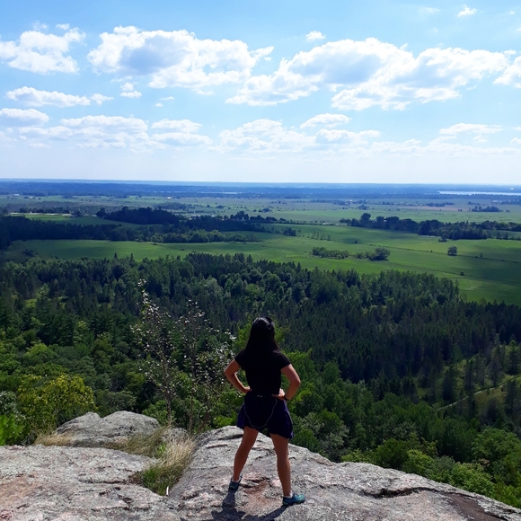 Meet your Posher, Julie - Picture 1 of 1